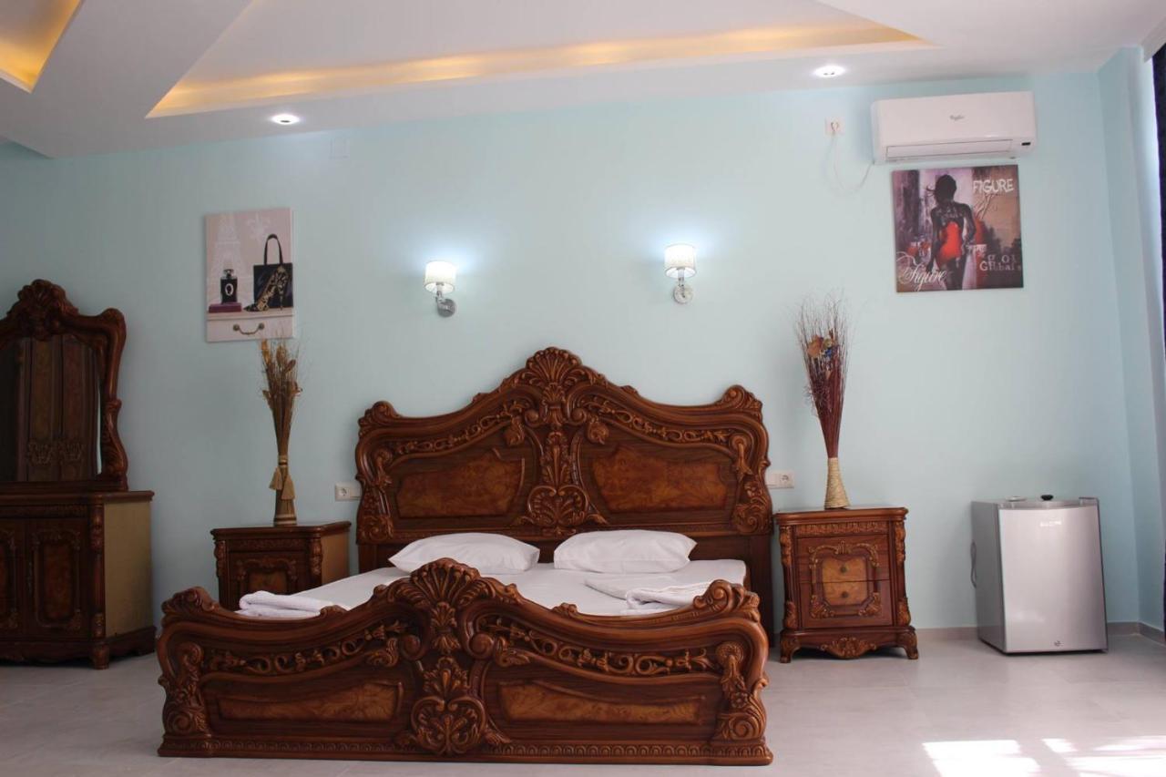 Hotel Nine Brothers Makhinjauri Bagian luar foto
